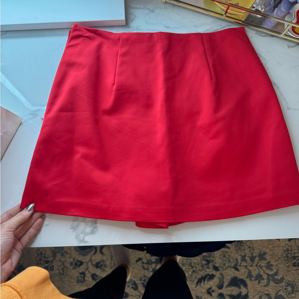 Mini skirt!